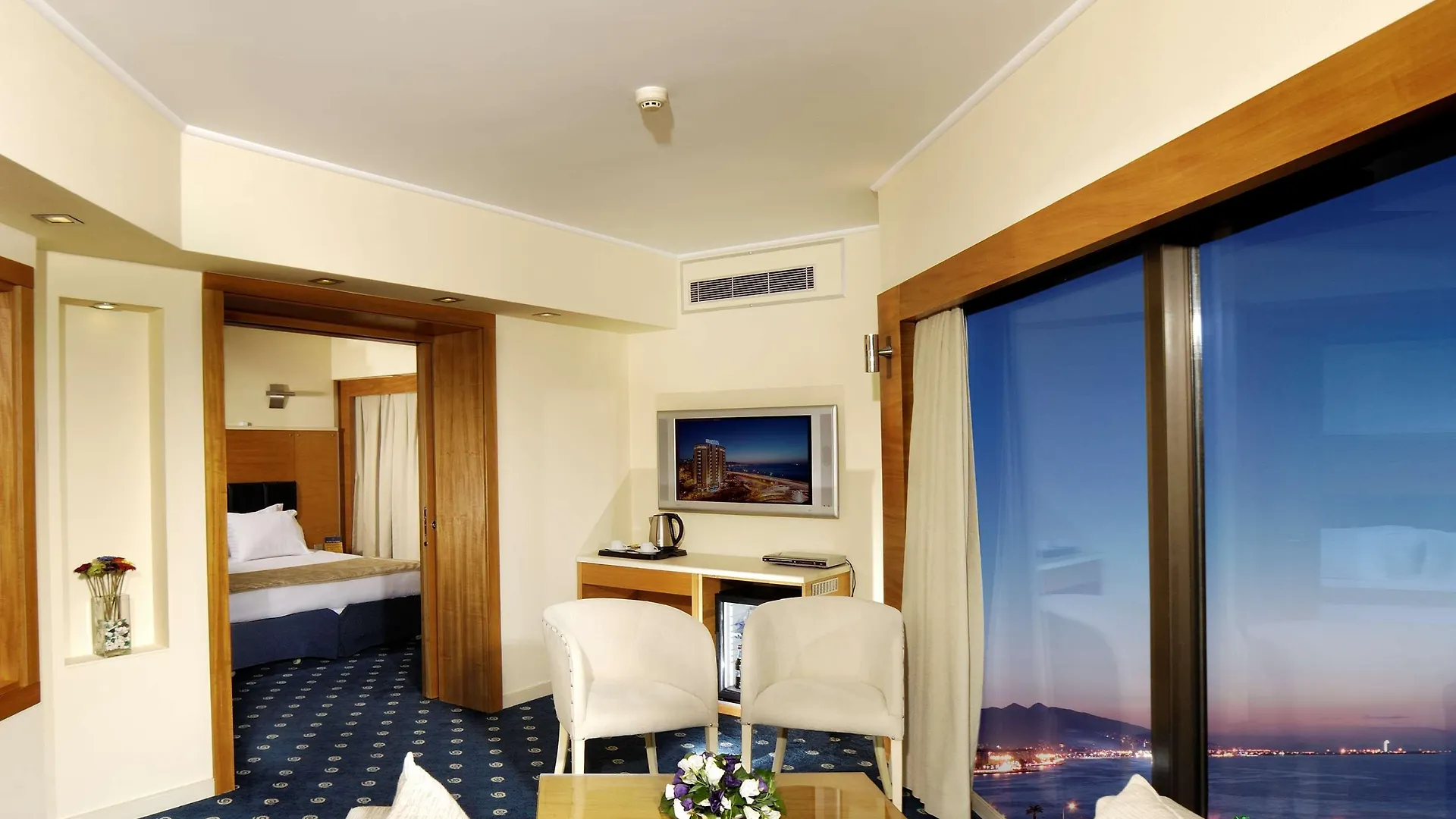 Best Western Plus Hotel Konak Esmirna