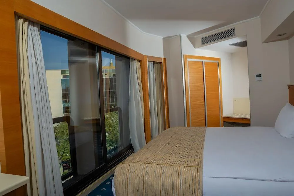 Best Western Plus Hotel Konak Esmirna