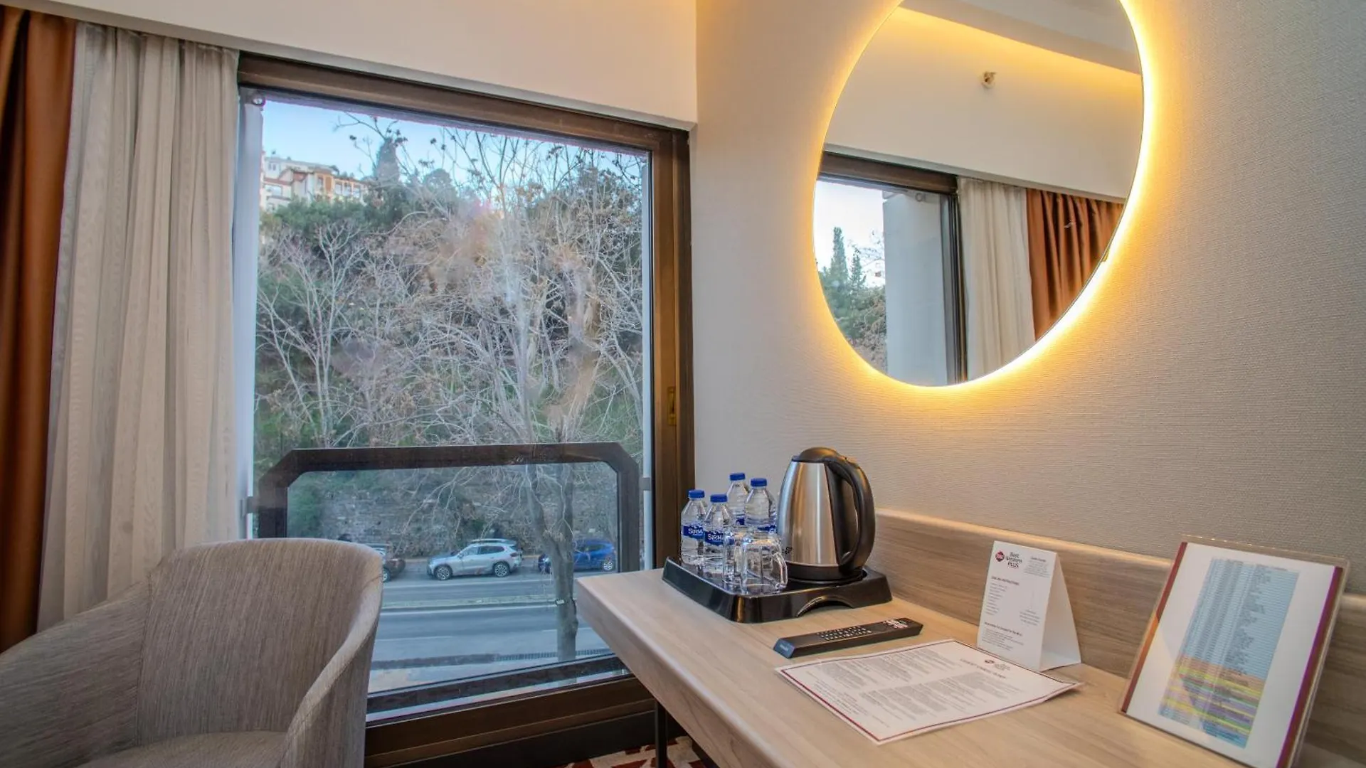 ****  Best Western Plus Hotel Konak Esmirna Turquía